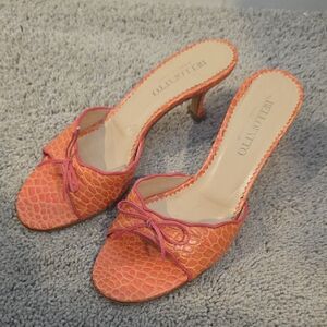 Bellofatto Women's Coral Textured Heels
